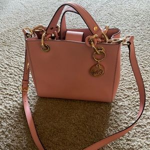 Pink Michael Kors small shoulder bag gold hardware great condition
